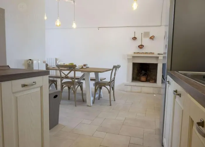 Semesterbostad Masseria Comara