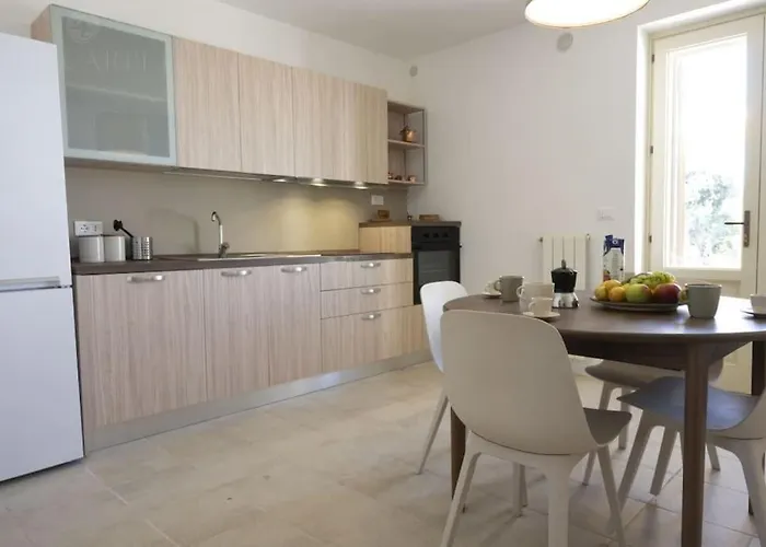 Semesterbostad Masseria Comara *